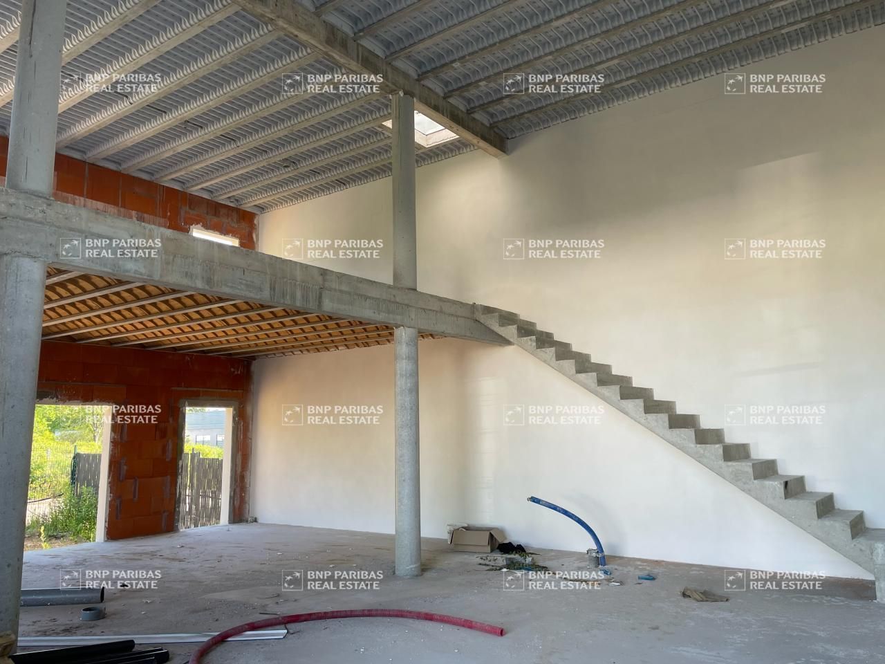 Vente Activité 600 m² divisibles 76800 Saint-étienne-du-rouvray