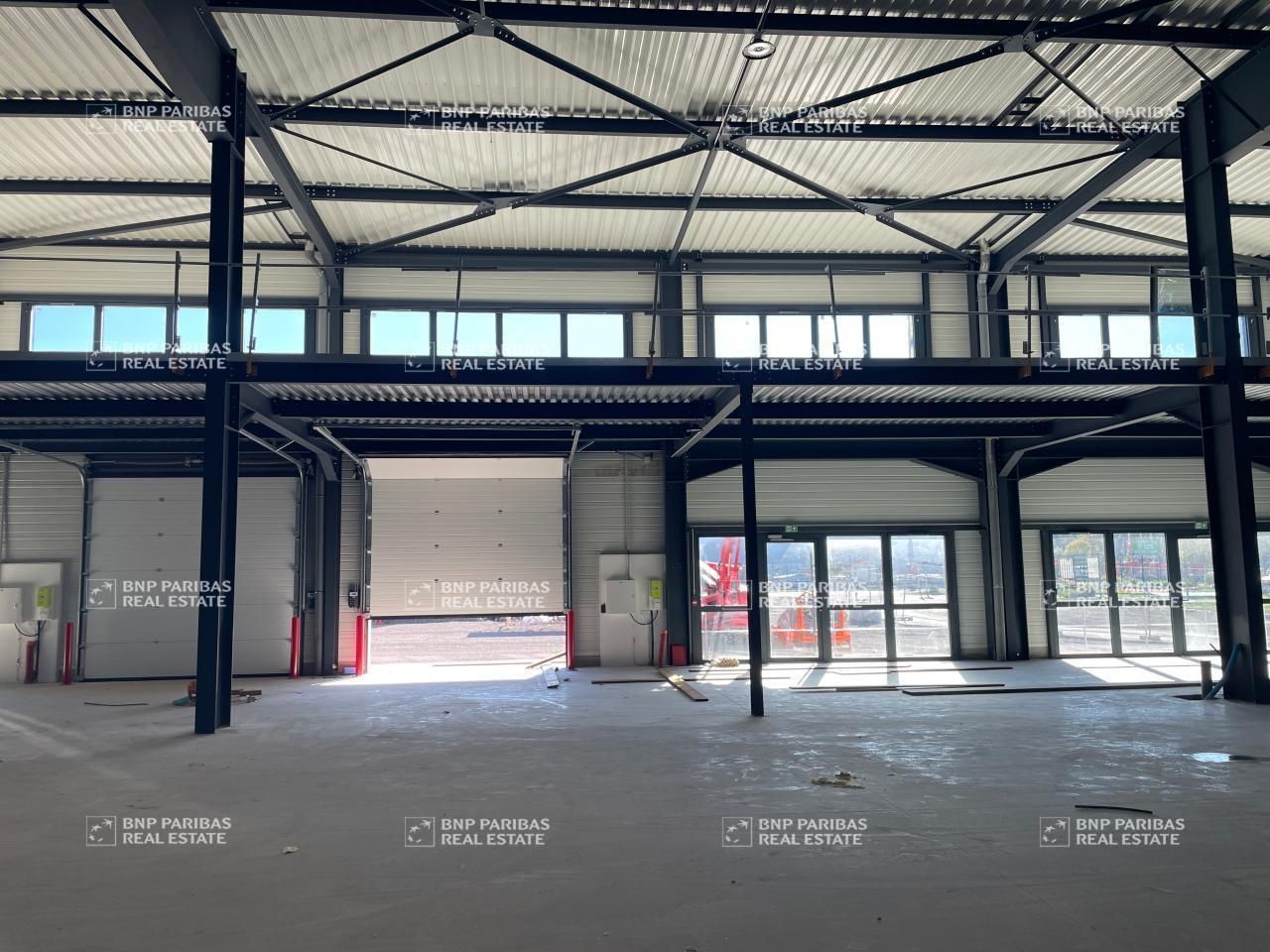 5246.4 m² pour ce activité en location à Fontanil-cornillon