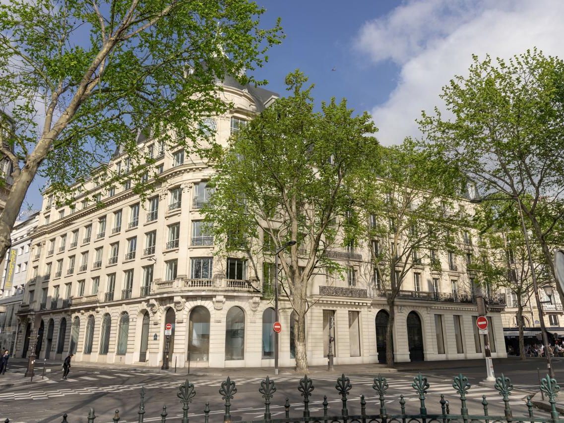 Location Bureaux 7864 m² divisibles 75008 Paris