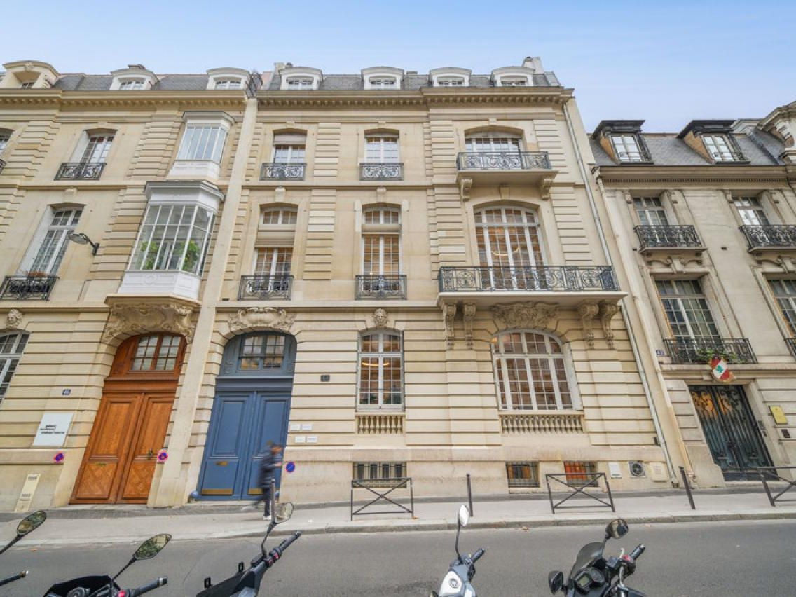 Location Bureaux 1823 m² non divisibles 75116 Paris