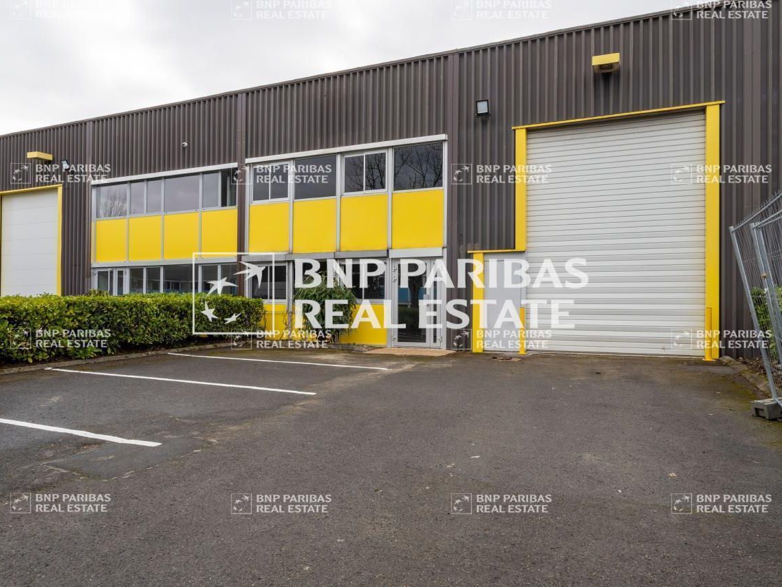 Location PME-PMI 322 m² non divisibles 77200 Torcy