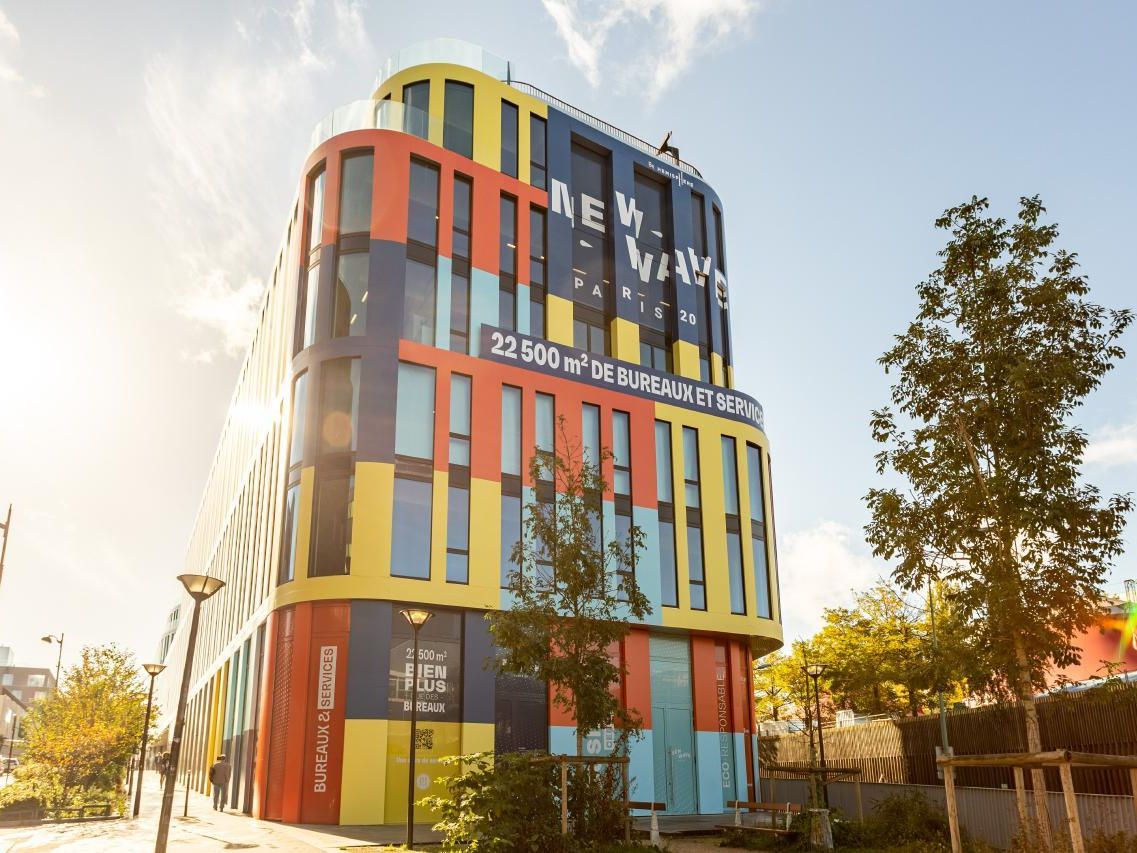 8205 m² pour ce bureaux en location à Paris