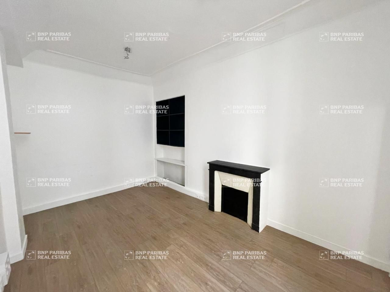 39.18 m² pour ce bureaux en vente à Paris