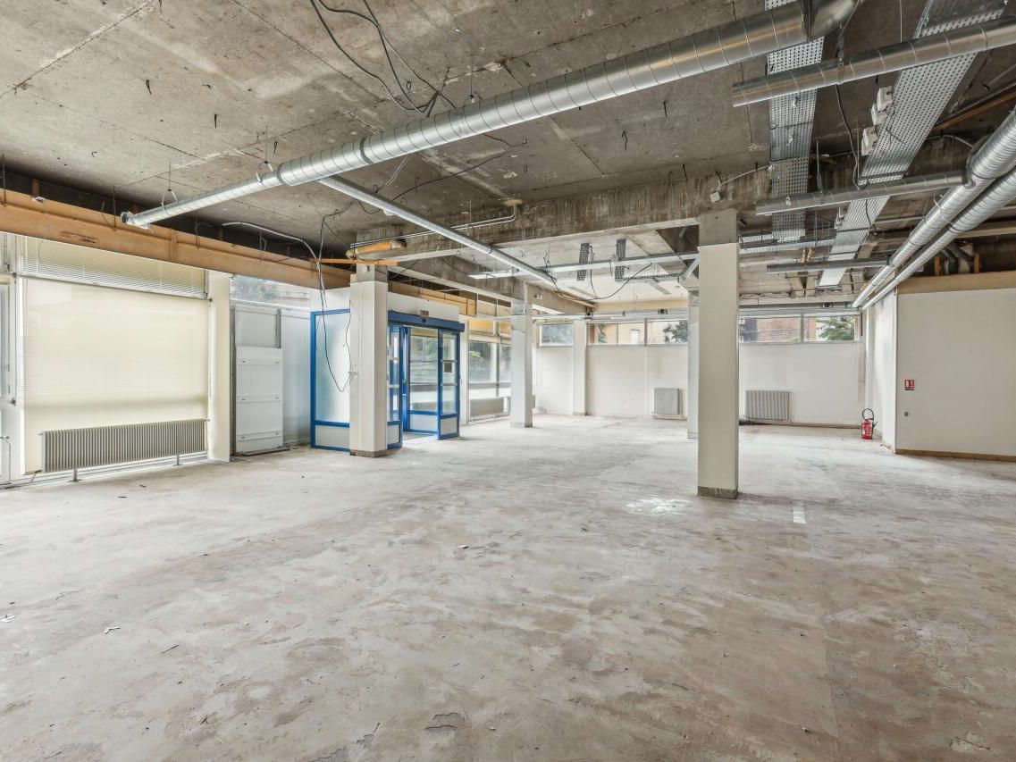 423.77 m² pour ce bureaux en vente à Les lilas