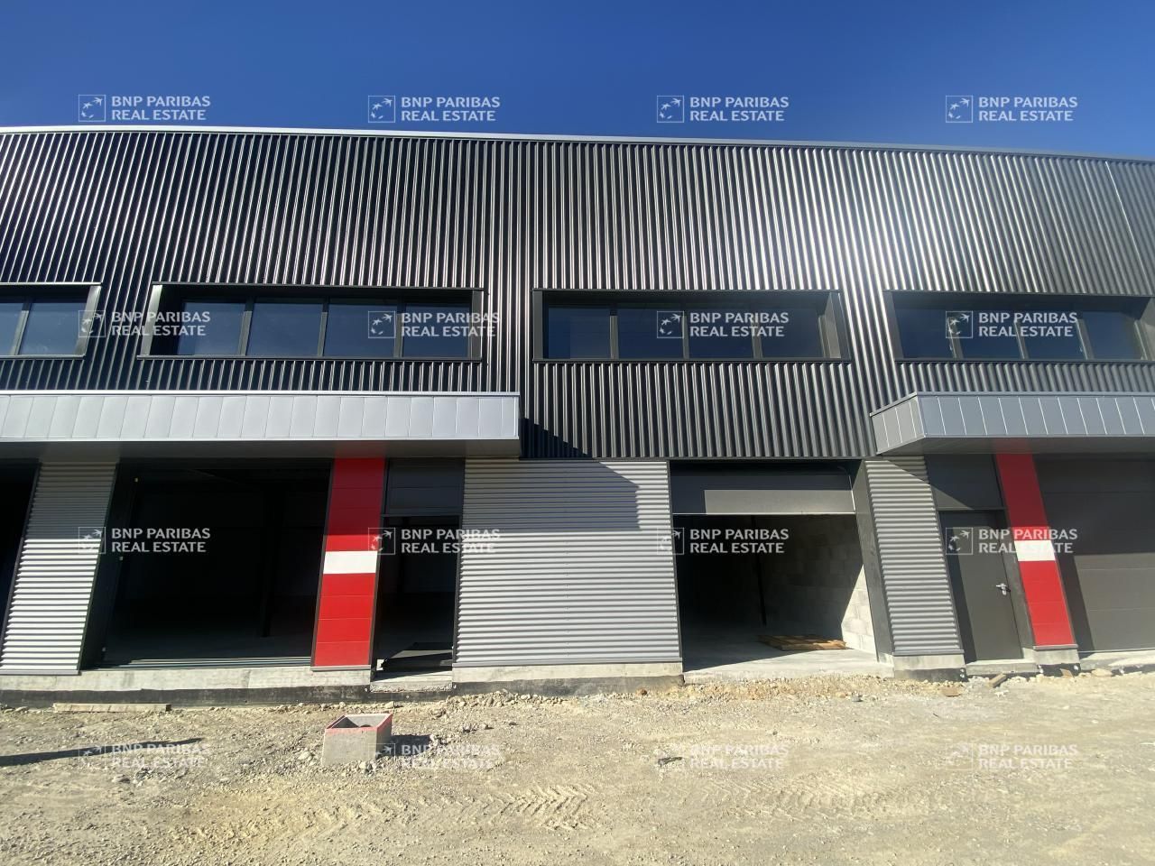 Location Activité 817.5 m² divisibles 38500 Voiron