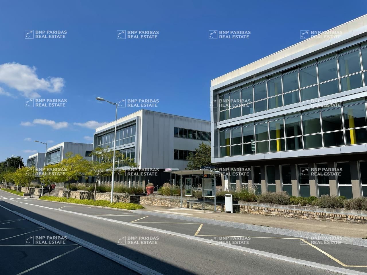 8171 m² pour ce bureaux en location à Saint-herblain