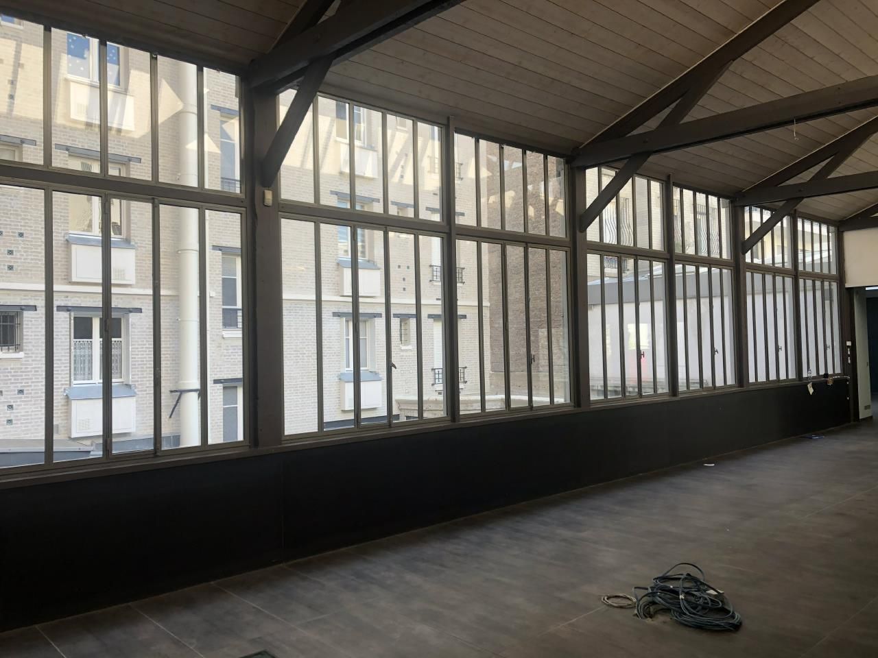 891.25 m² pour ce bureaux en location à Paris