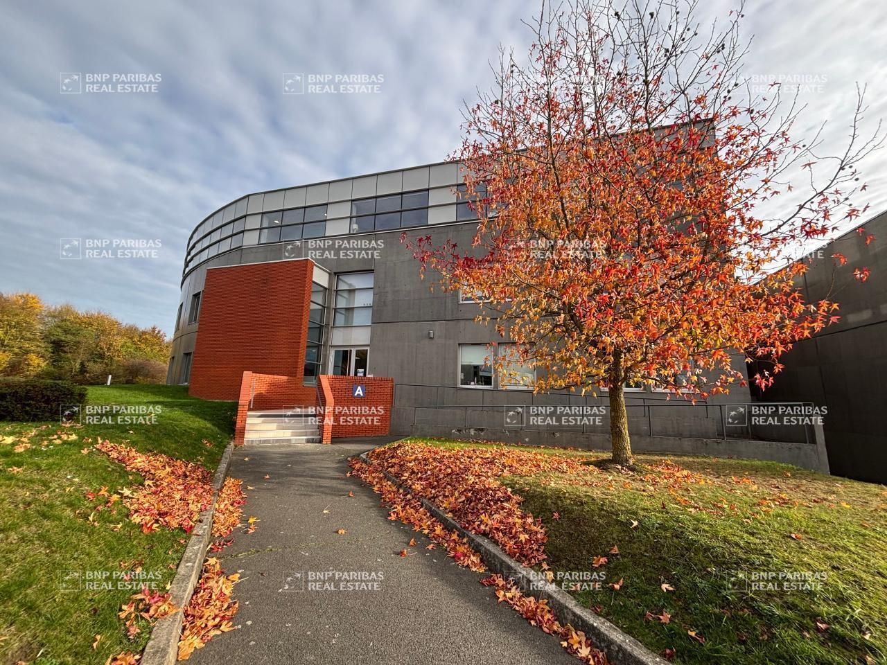 Location Bureaux 858.26 m² divisibles 59130 Lambersart