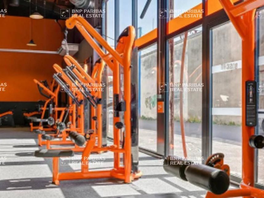 1200 m² pour ce activité en location à Nîmes