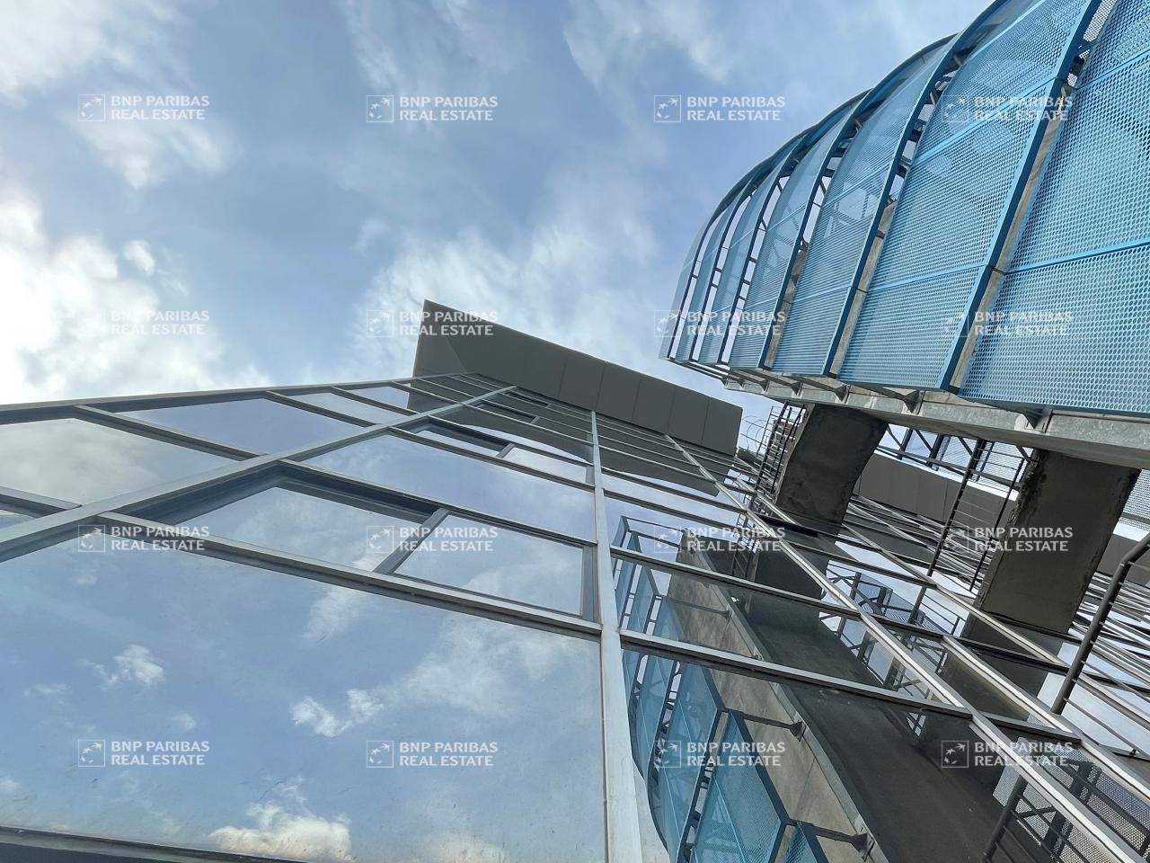 2033.9 m² pour ce bureaux en location à Strasbourg