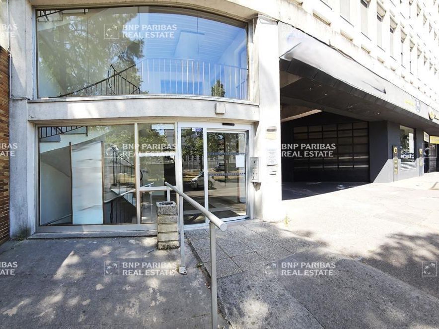 Vente Bureaux 267.81 m² non divisibles 45000 Orleans