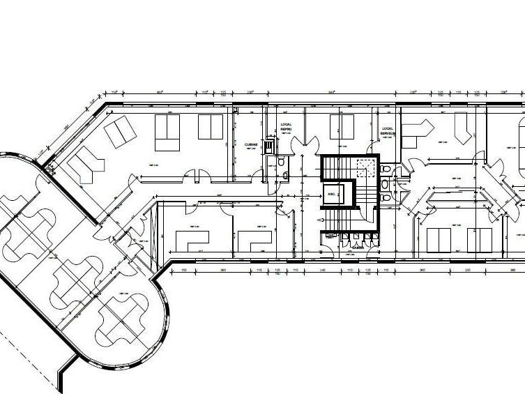 237 m² pour ce bureaux en vente à Saint-grégoire