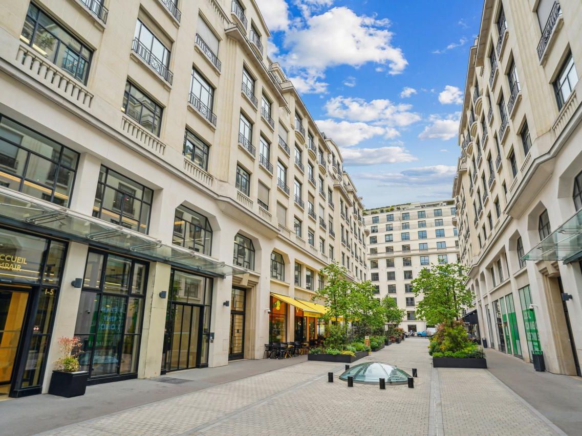 570.4 m² pour ce bureaux en location à Paris