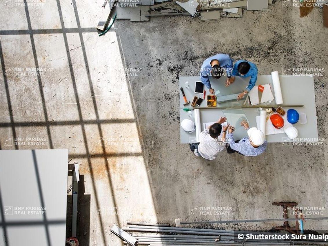 5305 m² pour ce bureaux en location à Vallauris