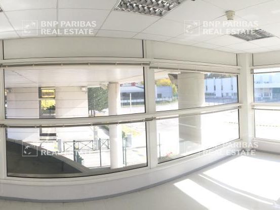 1448 m² pour ce bureaux en vente à Varces-allières-et-risset