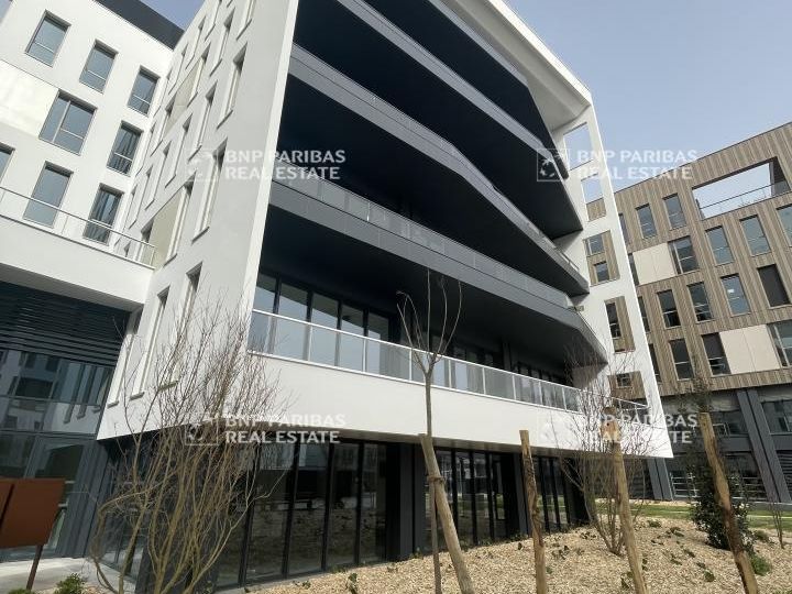 Vente Bureaux 3199.98 m² non divisibles 35510 Cesson-sévigné