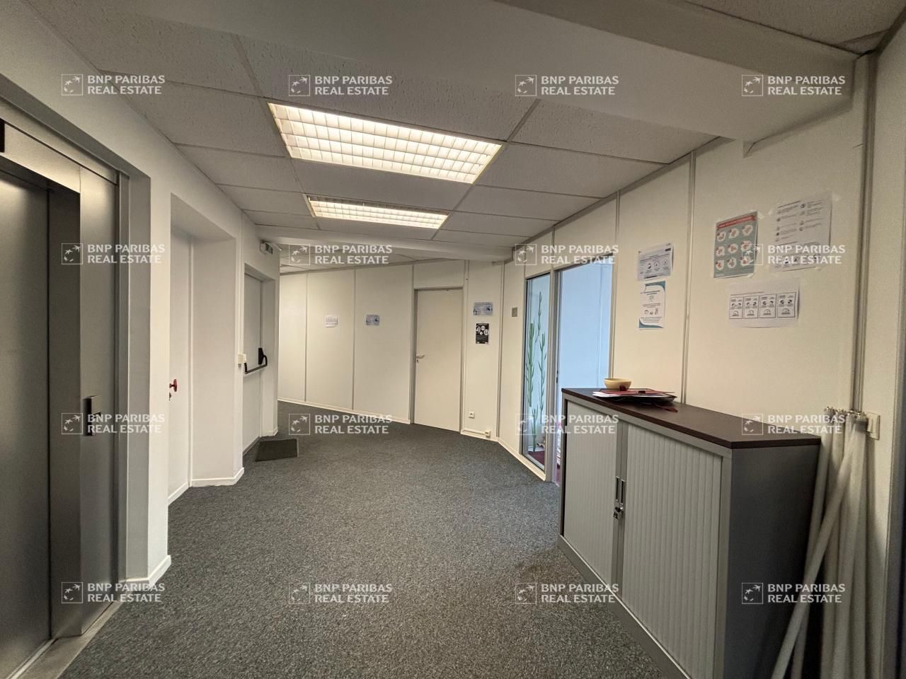 351 m² pour ce bureaux en location à La madeleine