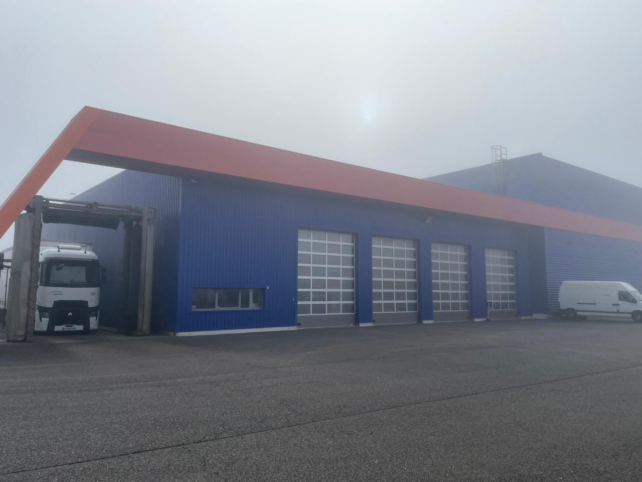 Vente entrepôts classe b à Saint-geours-de-maremne 40230