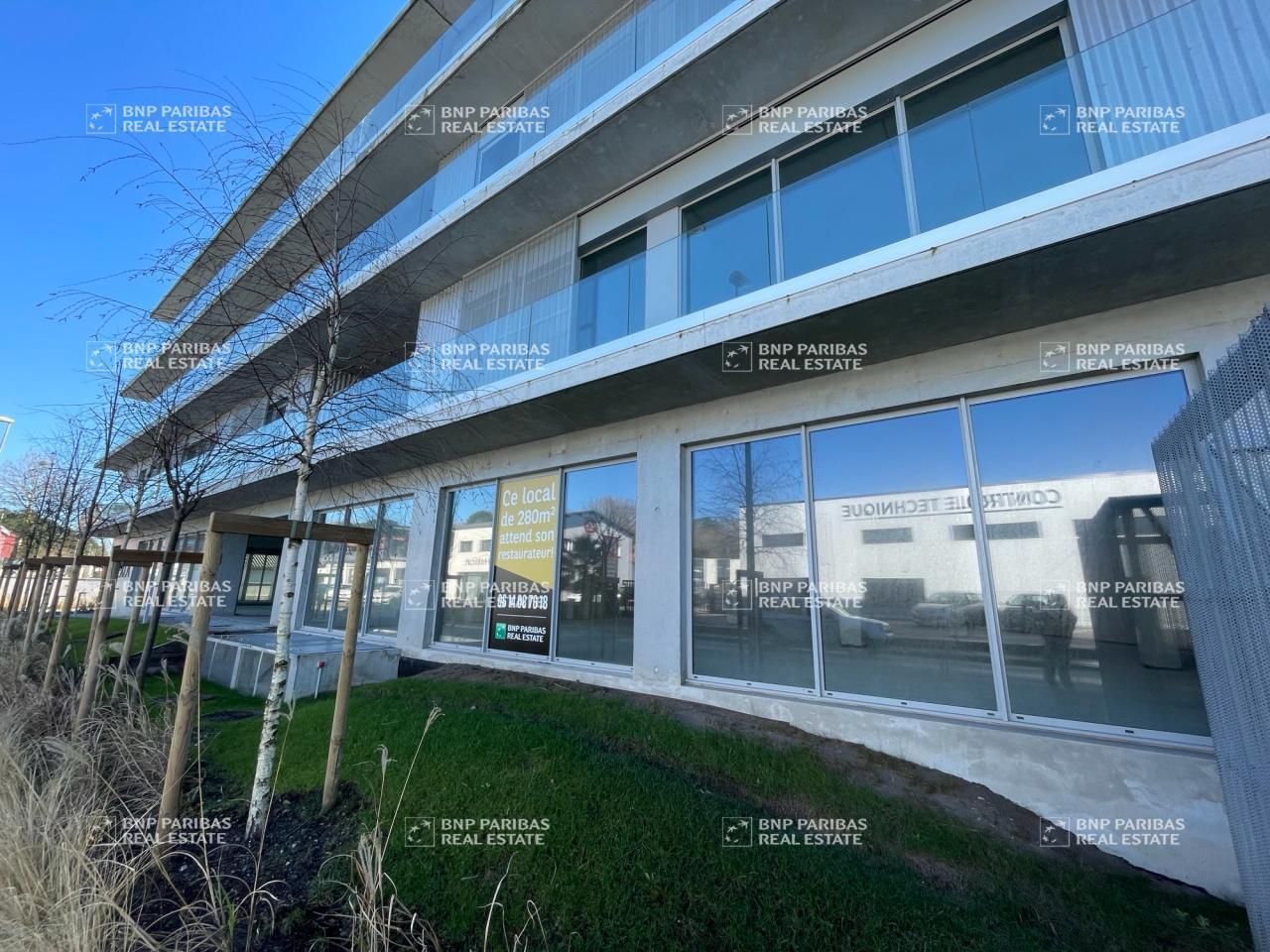 280 m² pour ce local commercial en vente à Anglet