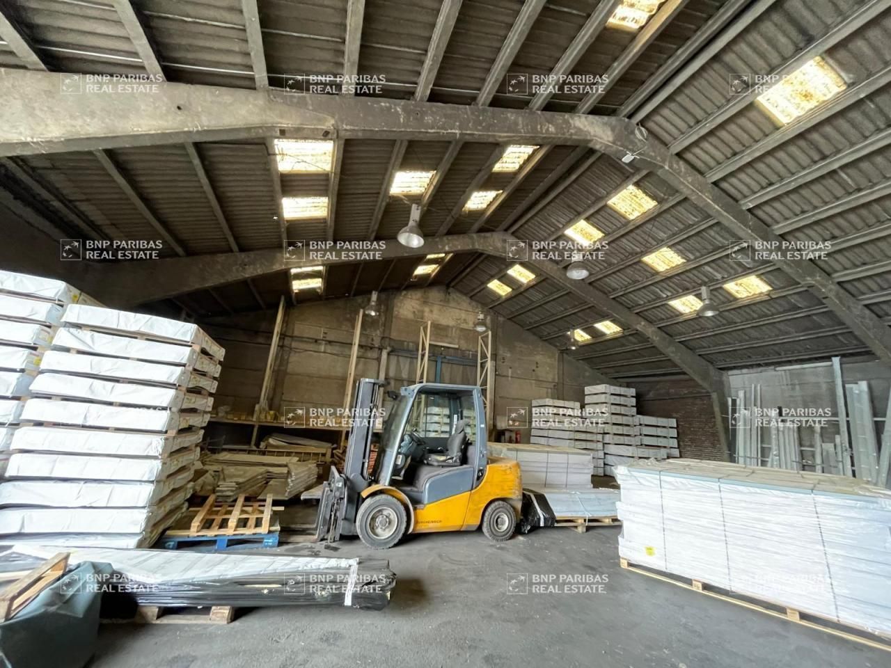 1000 m² pour ce activité en vente à Saint-andré-lez-lille