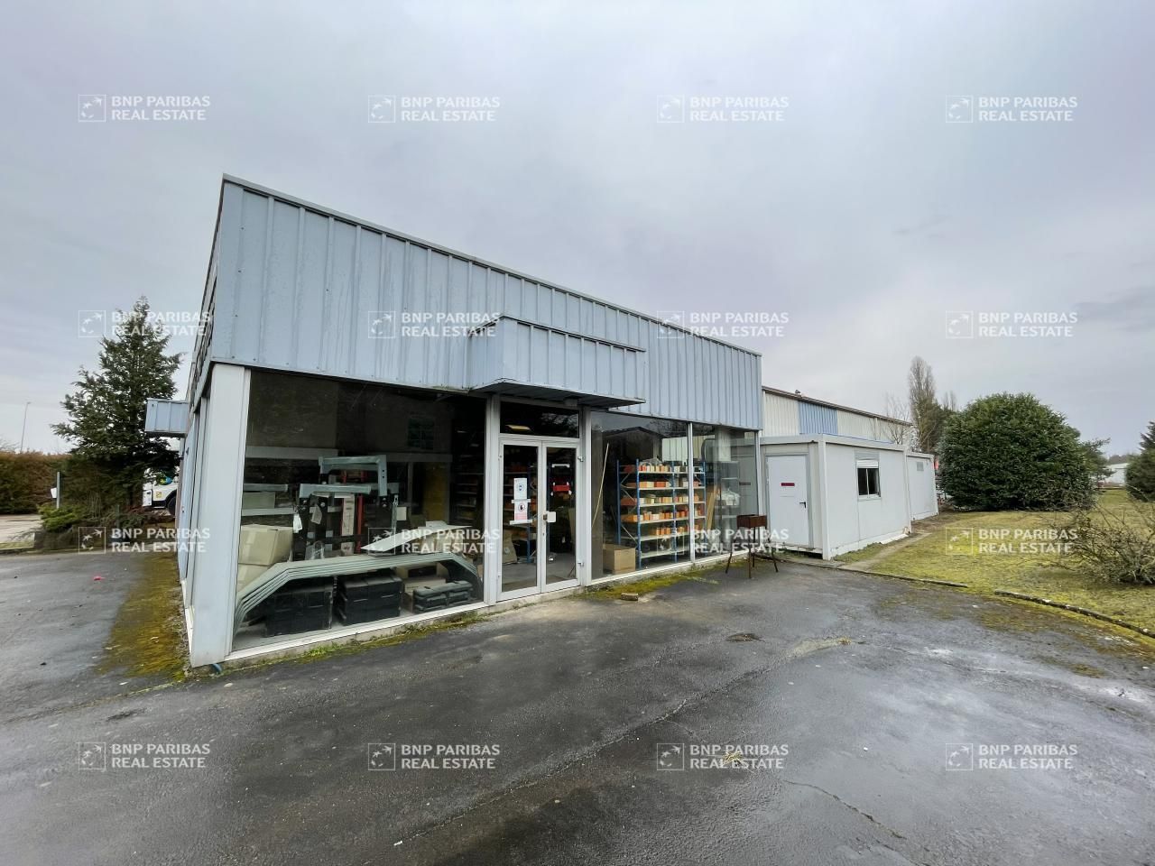 Location Activité 665 m² non divisibles 21220 Fixin