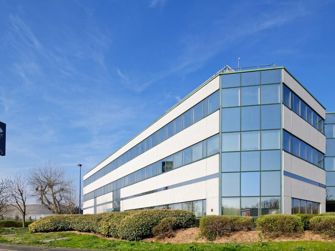 Location Bureaux 388 m² non divisibles 92160 Antony