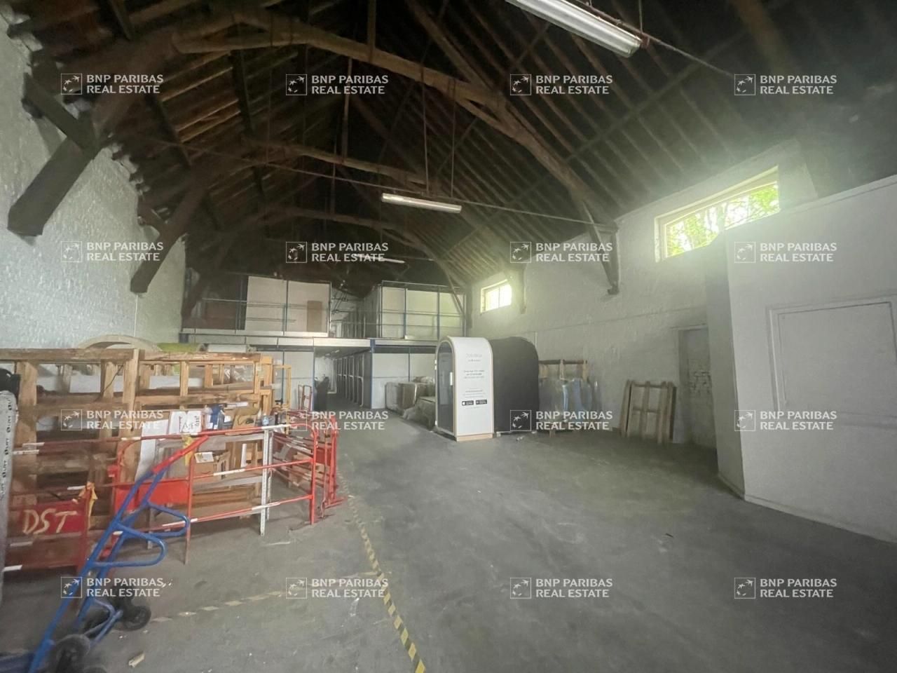 352 m² pour ce activité en location à Villeneuve d ascq 59493