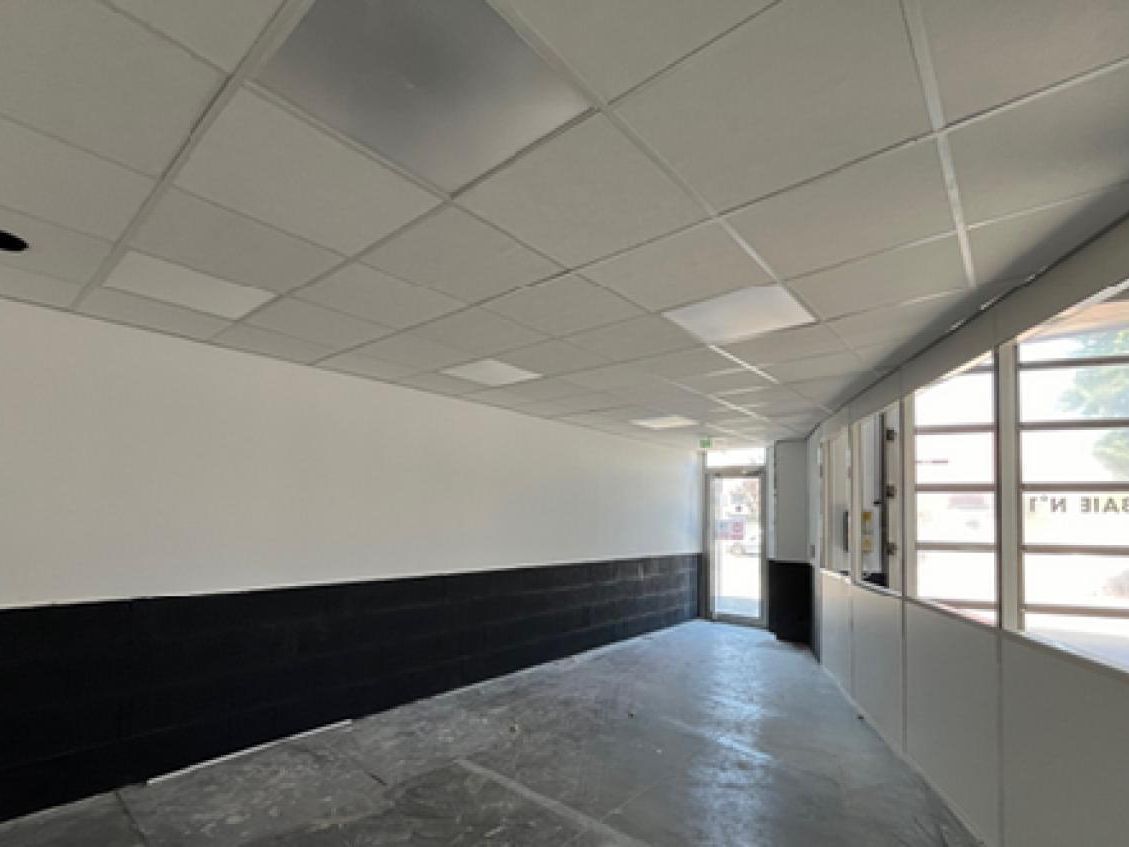 740 m² pour ce activité en location à Vénissieux