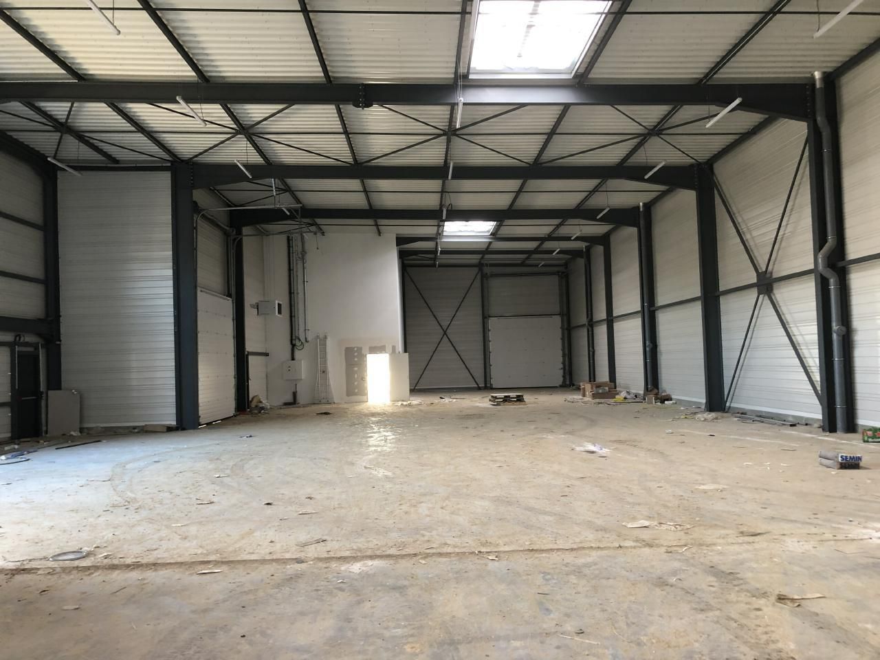 Location PME-PMI 2797.6 m² divisibles 91350 Grigny
