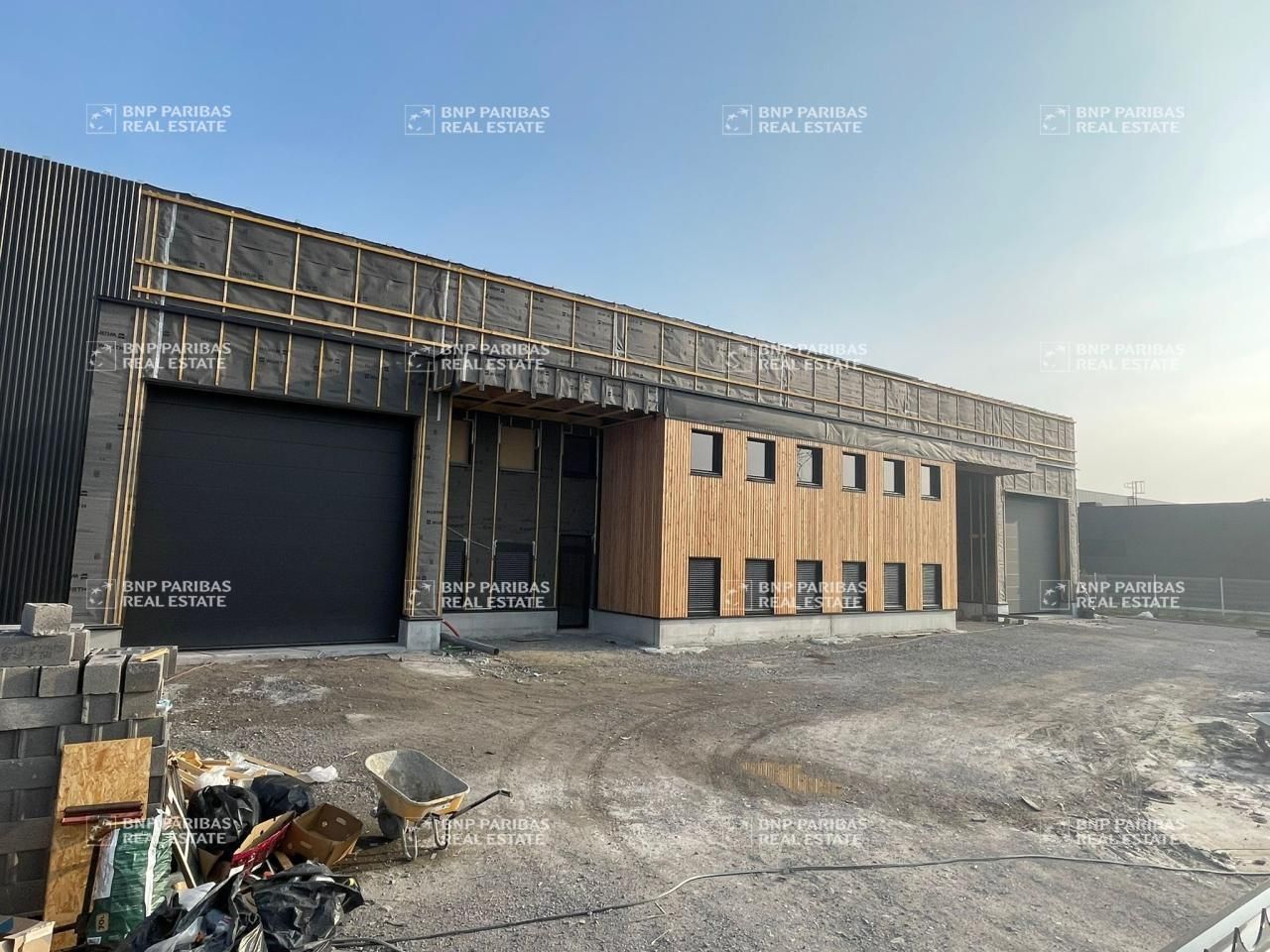 400 m² pour ce activité en location à Billy-berclau