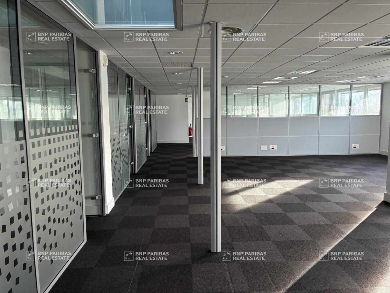 Location Bureaux 725 m² non divisibles 54320 Maxéville