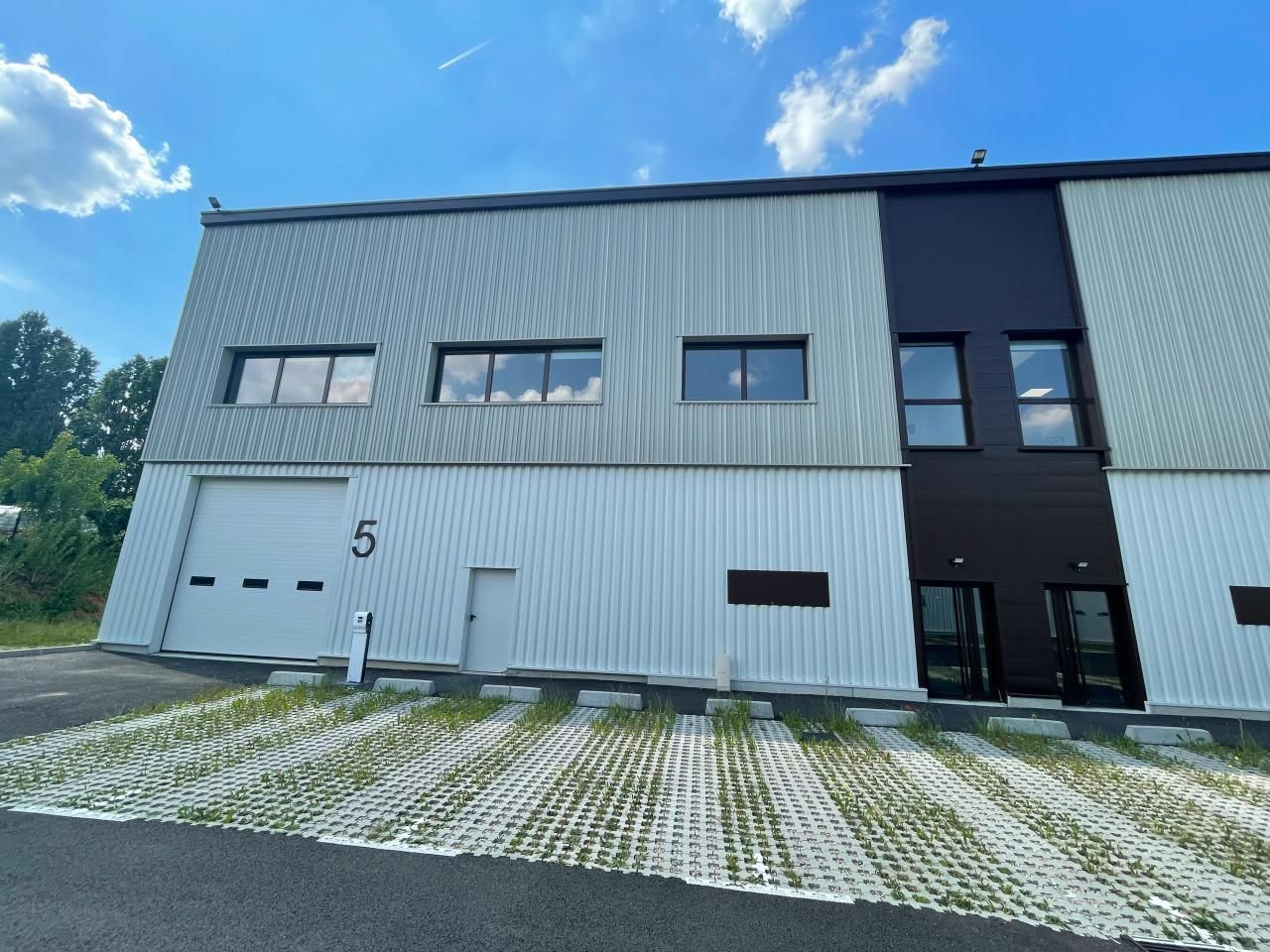 2278 m² pour ce pme-pmi en location à Osny