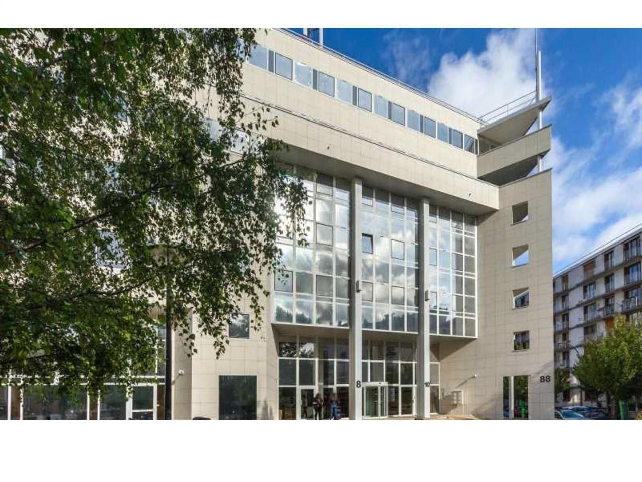 745 m² pour ce bureaux en location à Issy les moulineaux