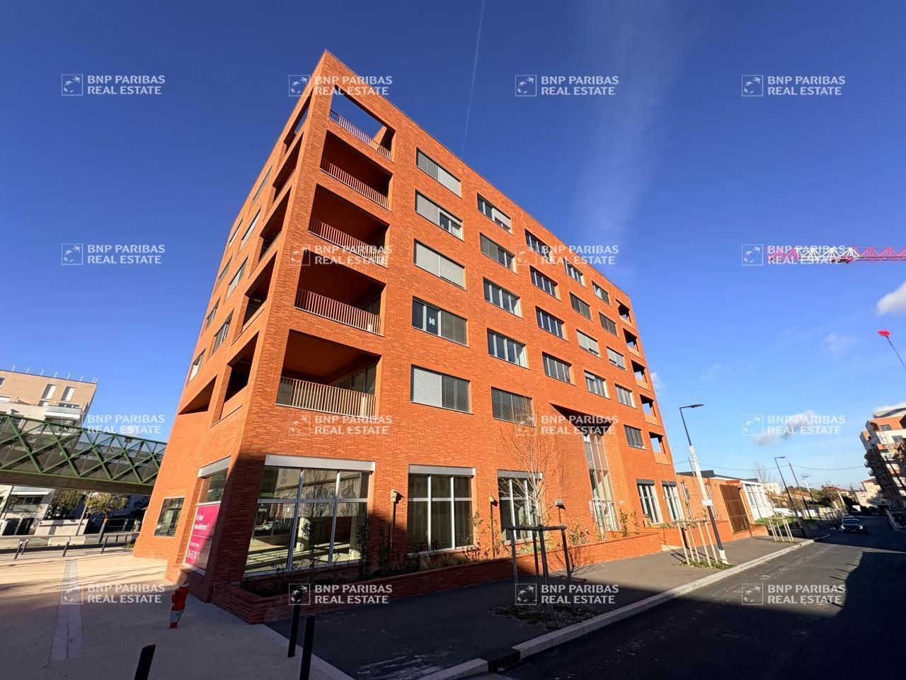Location Bureaux 360.72 m² divisibles 31500 Toulouse