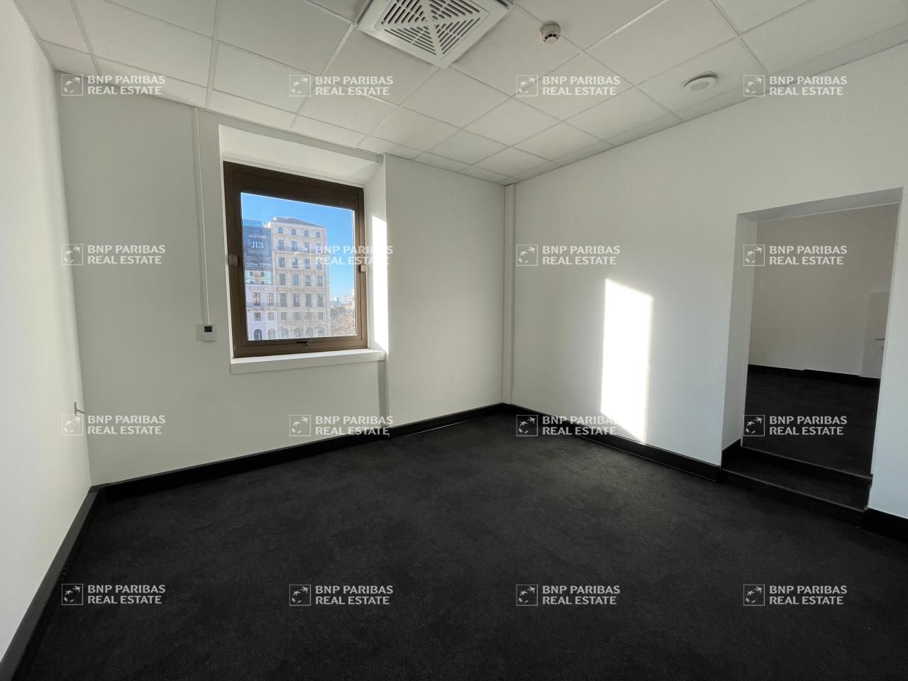 268.1 m² pour ce bureaux en location à Marseille