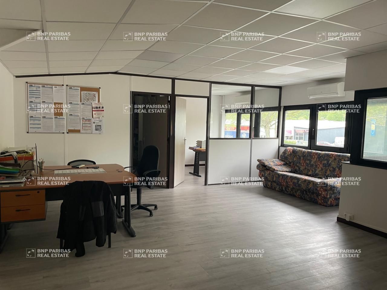 256 m² pour ce activité en location à Échirolles