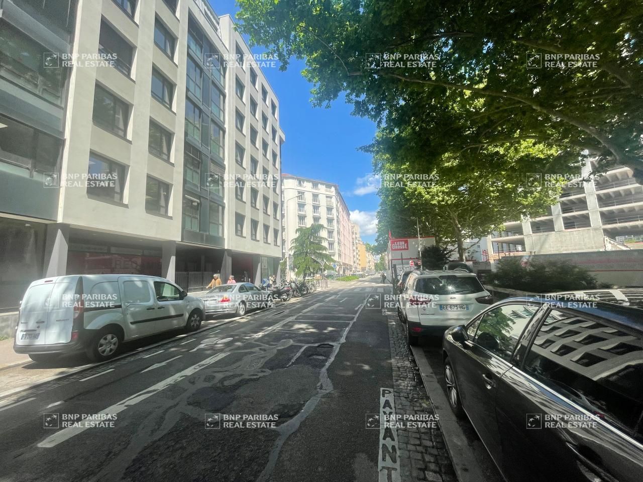 905 m² pour ce bureaux en location à Lyon