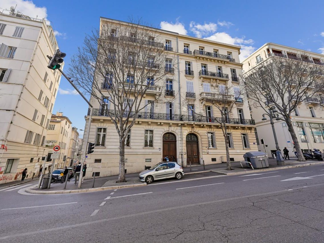 268 m² pour ce bureaux en location à Marseille 01