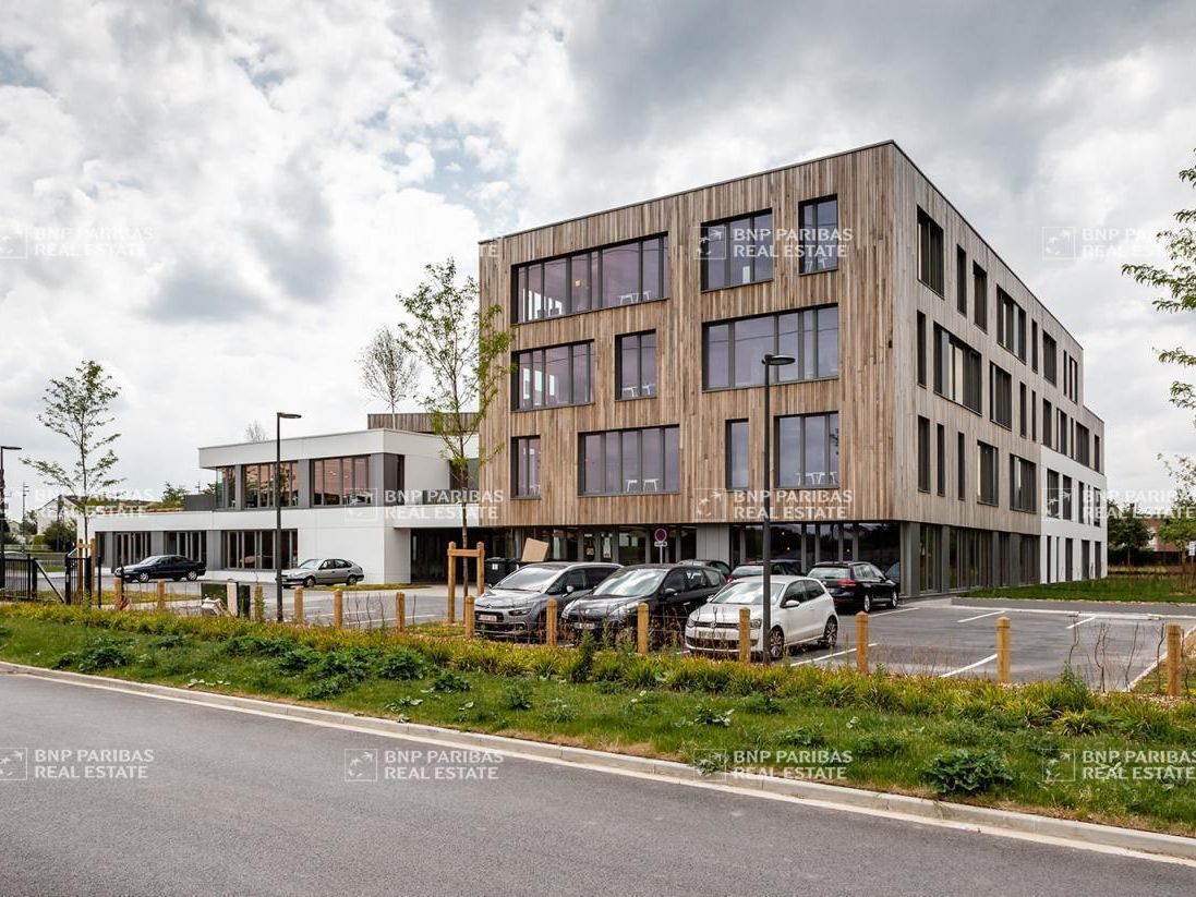 4942.4 m² pour ce bureaux en location à Lezennes