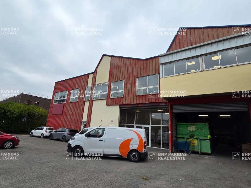 Vente Activité 1678 m² non divisibles 77186 Noisiel