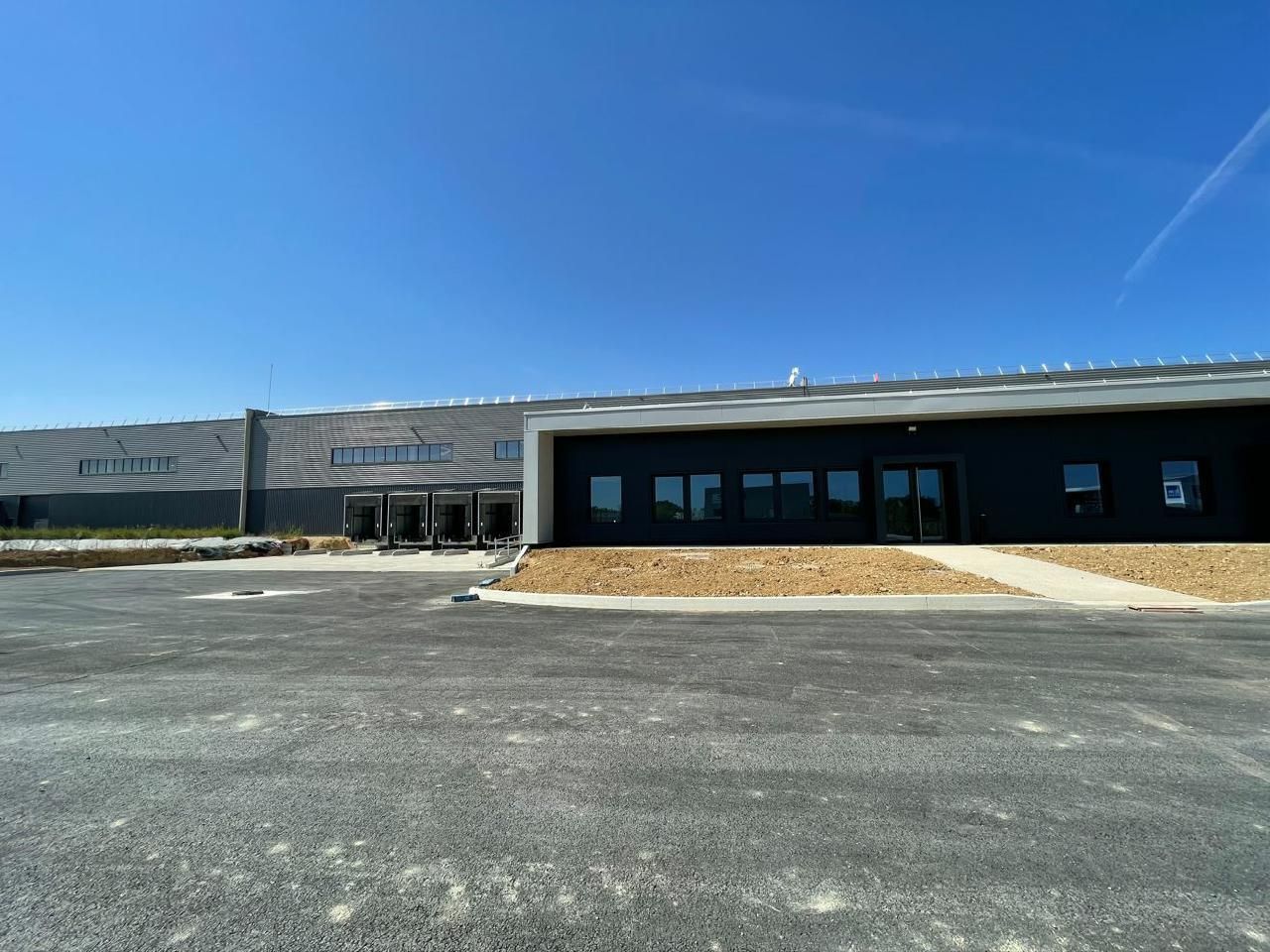 Location Entrepôts classe A 6150 m² non divisibles 11200 Lézignan-corbières