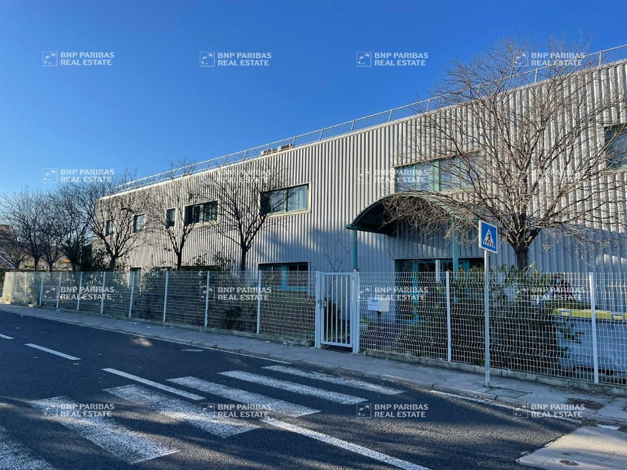 970 m² pour ce bureaux en location à Saint-jean-de-védas