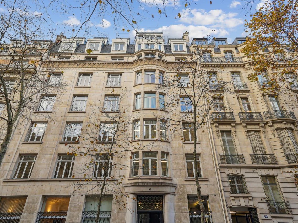 Location Bureaux 327 m² non divisibles 75008 Paris