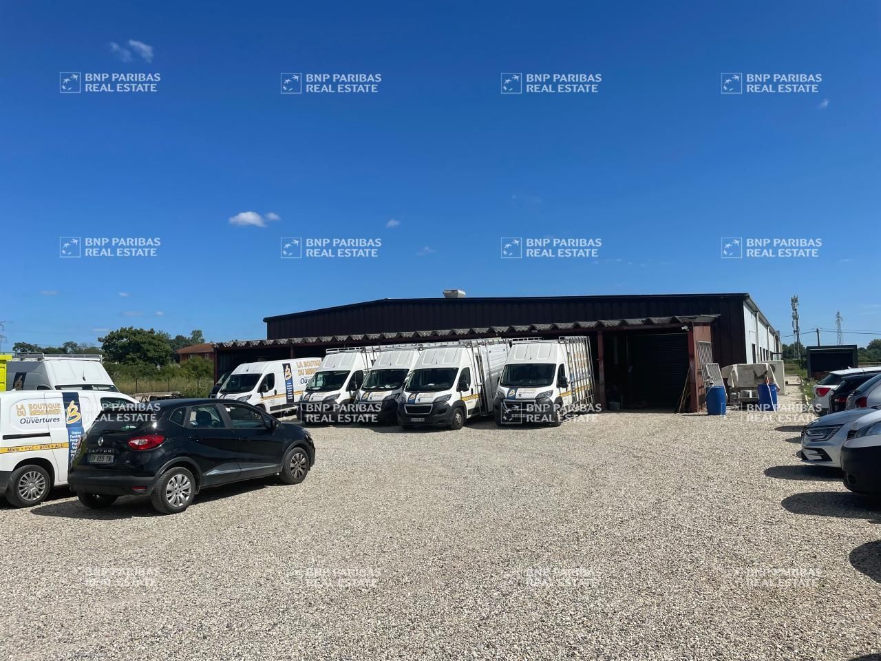 1650 m² pour ce activité en vente à Beynost