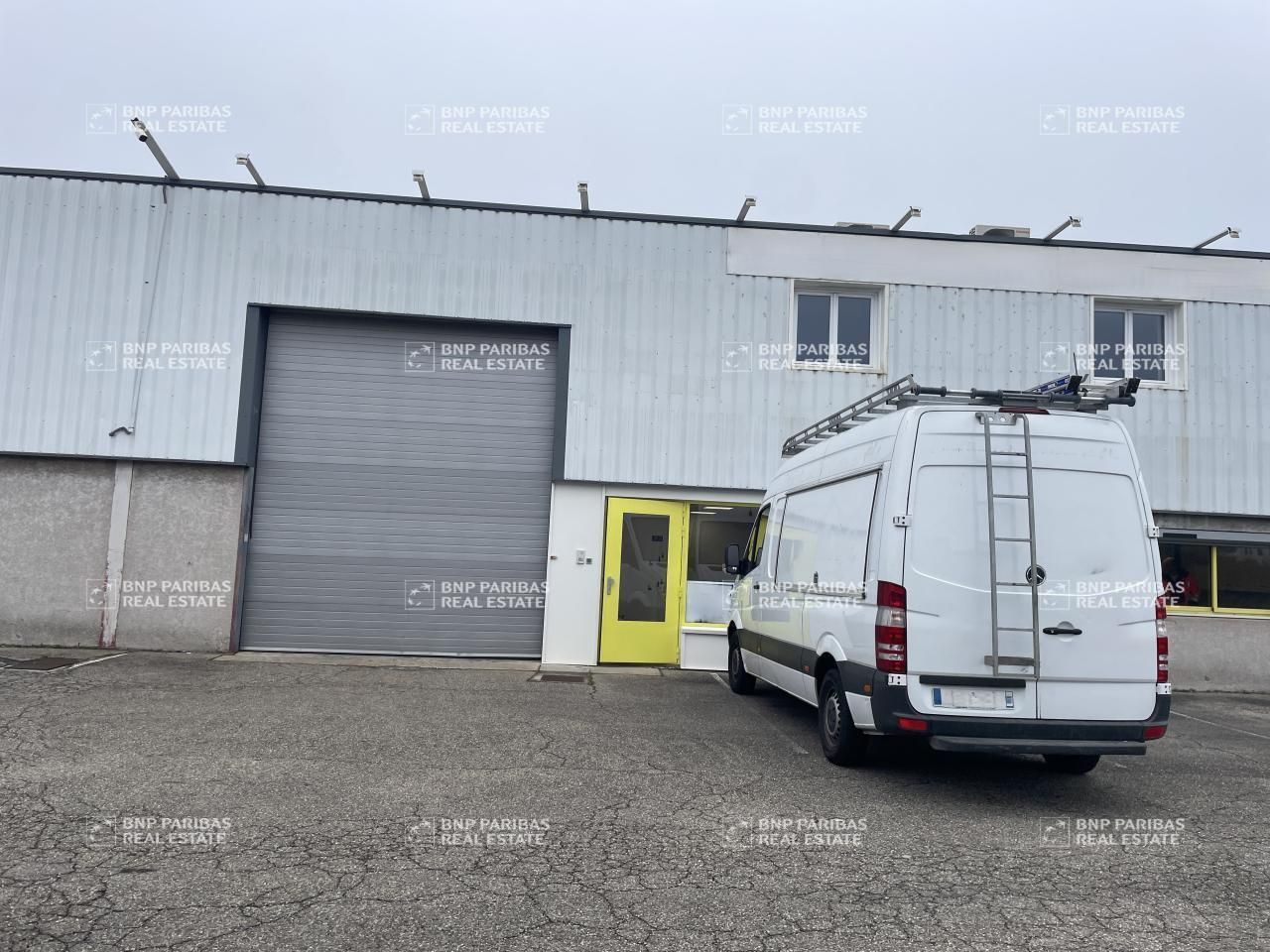 473.65 m² pour ce activité en location à Chassieu