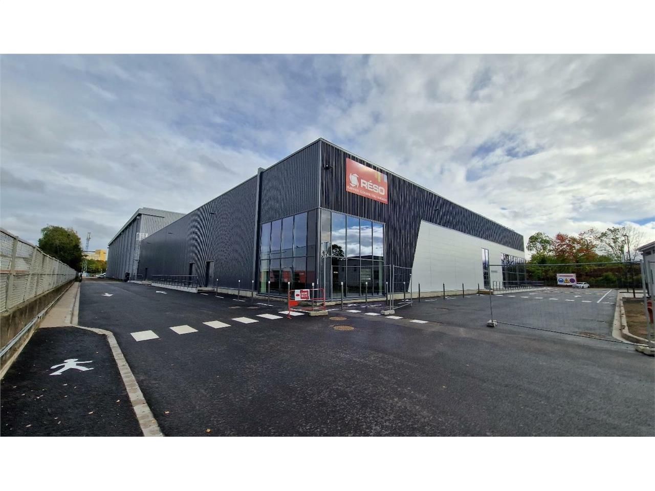 2660 m² pour ce activité en location à Metz