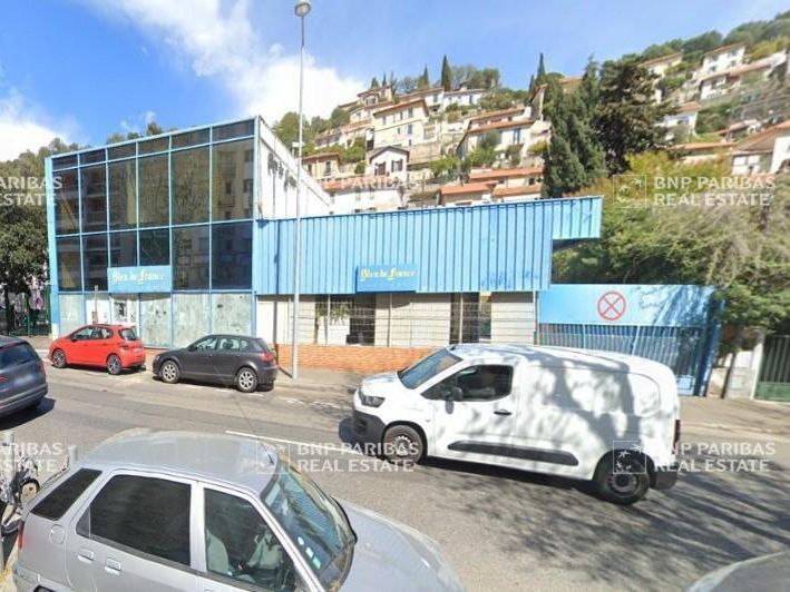 1664 m² pour ce activité en vente à Nice