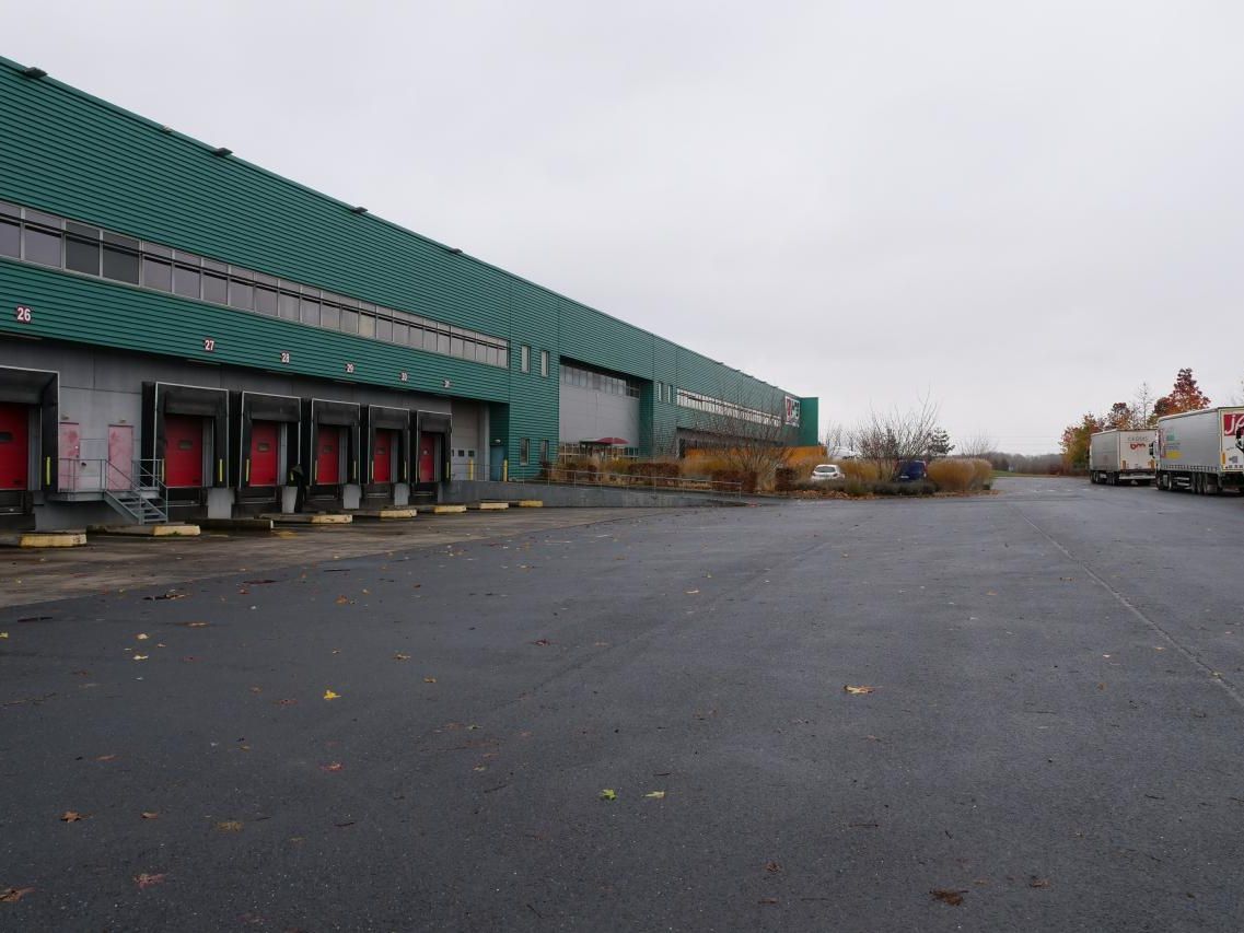 Location Entrepôts classe A 11512 m² non divisibles 59553 Lauwin-planque