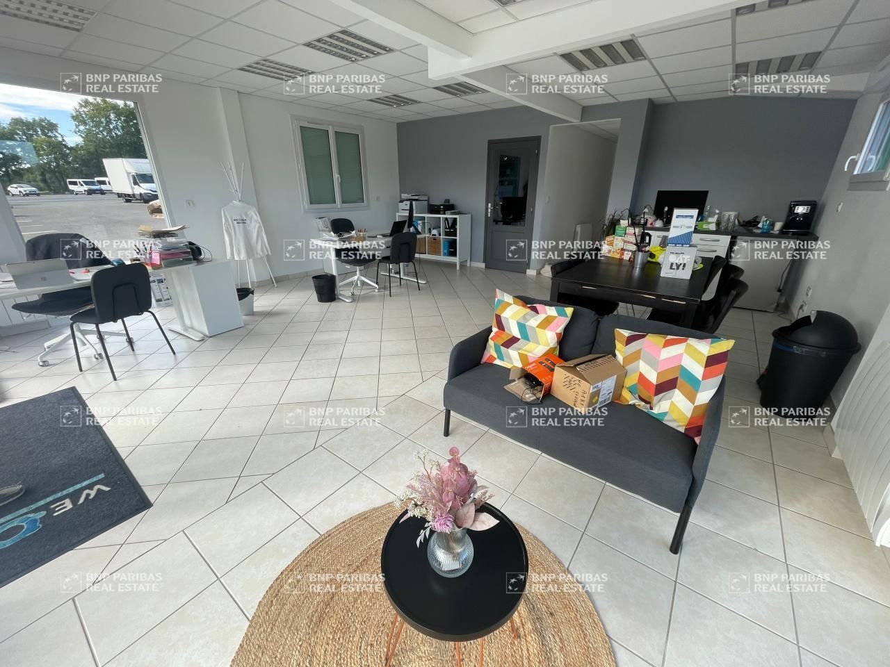 690 m² pour ce activité en location à Noyal-chatillon-sur-seiche