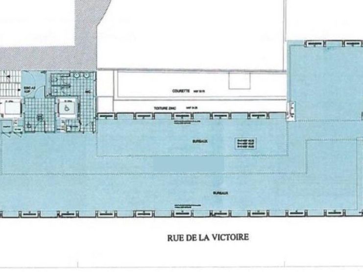 1104 m² pour ce bureaux en location à Paris